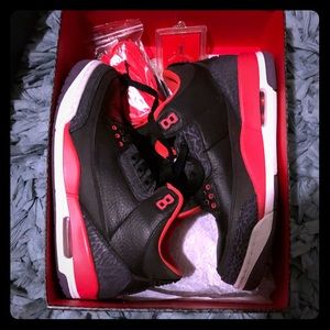 Air Jordan 3 Retro 'Crimson'